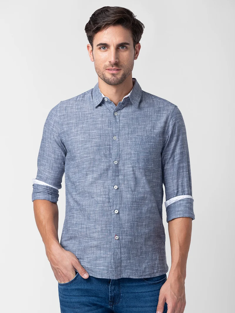 جلو باص Globus Men Navy Blue Solid Regular Fit Casual Shirt